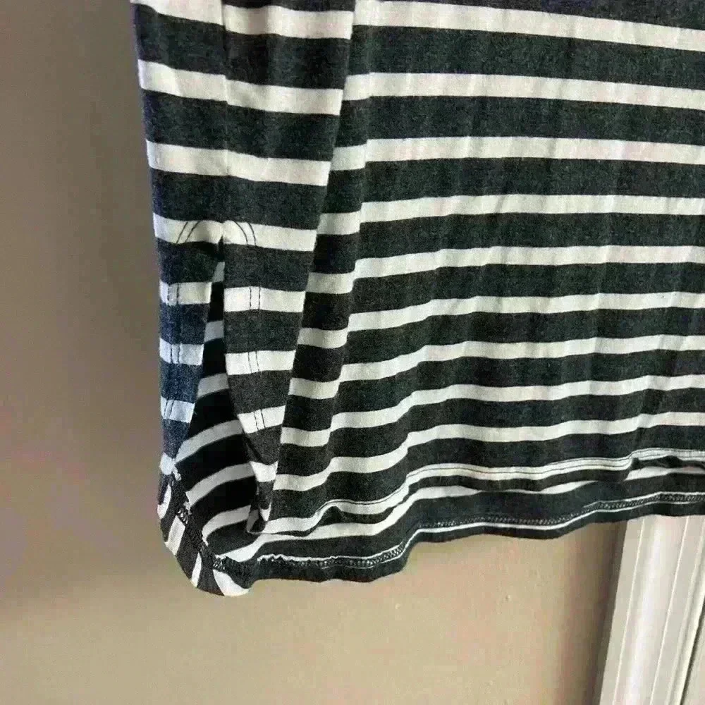 American eagle soft & sexy v neck striped tunic tee dark grey Medium